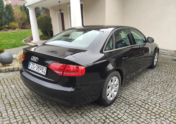 Audi A4 cena 25999 przebieg: 157016, rok produkcji 2008 z Małomice małe 106